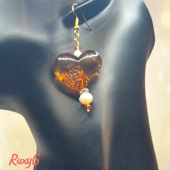 590. Handmade Heart Earrings - Gold and Brown W/ Padpatadsha Swarovski crystals - Picture 6 of 8